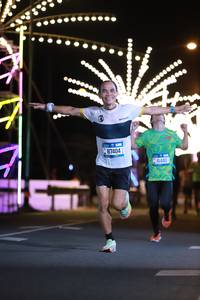 BIB: 87404, 41440
                            <button type="button" onclick="openModal(20248636)" class="btn btn-primary btn-sm float-right btn-popup" data-toggle="modal" data-target=".modal-high-quality">
                        <i class="fas fa-shopping-cart"></i> Add to Cart
                    </button>
                                            <button type="button" onclick="isThisMe(20248636, true)" class="btn btn-success btn-sm float-right btn-popup btn-isme hidden" data-toggle="tooltip" data-placement="bottom" title="นี่คือรูปของคุณใช่ไหม คลิกที่นี่เพื่อเอาเข้าอัลบั้ม">
                        <i class="fas fa-plus"></i> Add to album
                    </button>
                    <button type="button" onclick="isThisMe(20248636, false)" class="btn btn-warning btn-sm float-right btn-popup btn-isnotme hidden">
                        <i class="fas fa-ban"></i> Remove from album
                    </button>